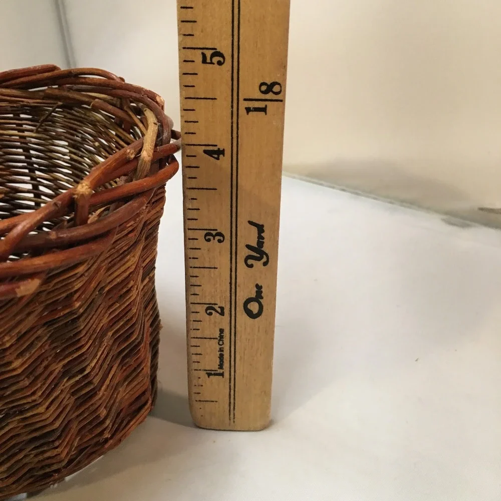 Woven Wicker Basket Home Decor Small Brown‎ Rustic Grapevine Style Bohemian
